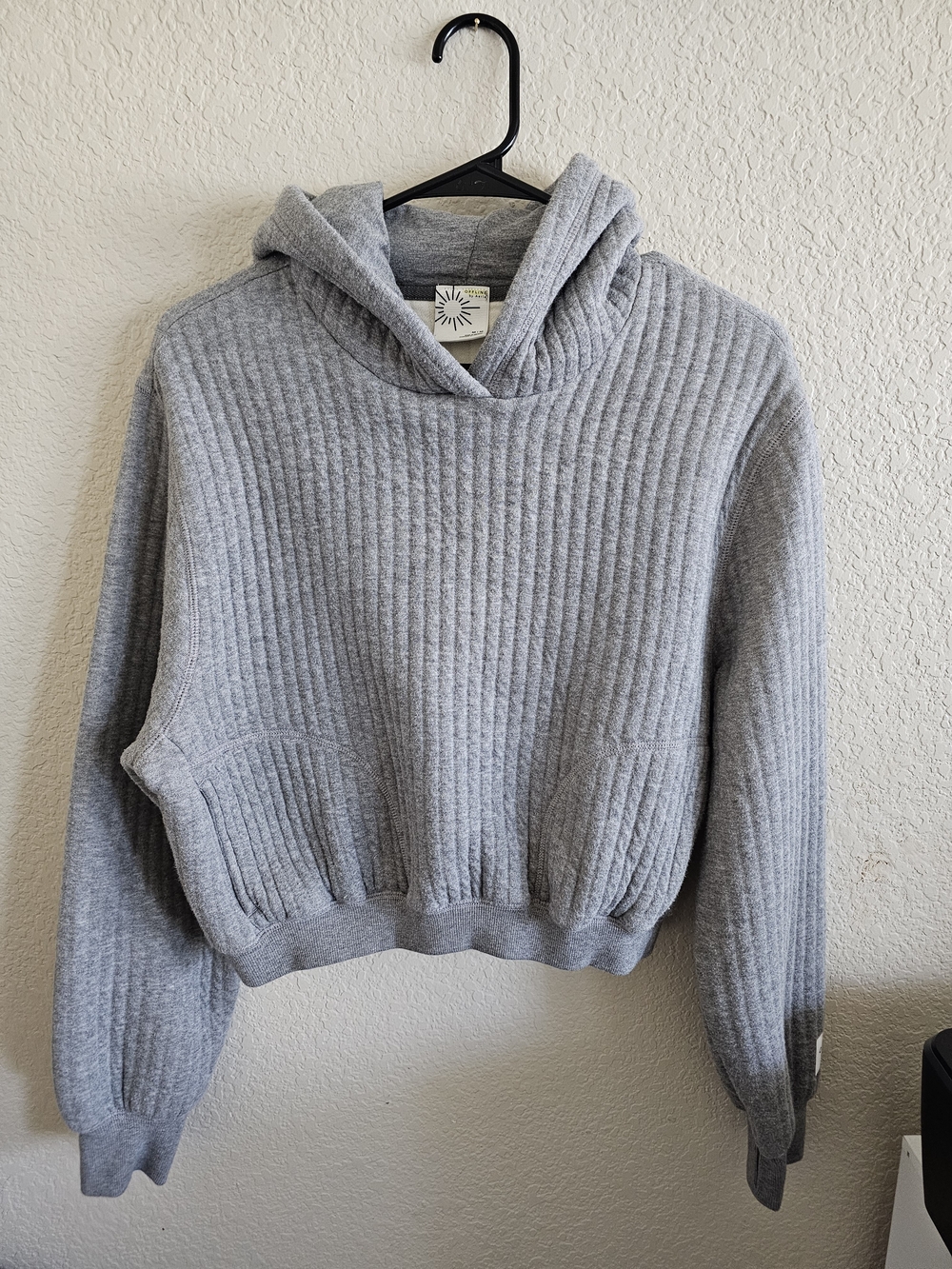 OFFLINE by Aerie Grey Ribbed Cropped Sweater Hoodie - Size Medium